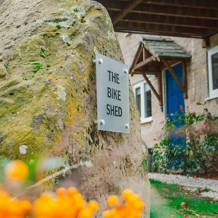 The Bike Shed Villa New Mills Exterior photo